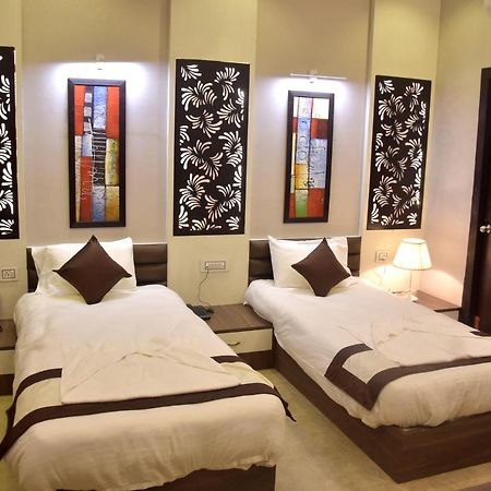 Hotel Mahendra Plaza Hardoi Exterior photo
