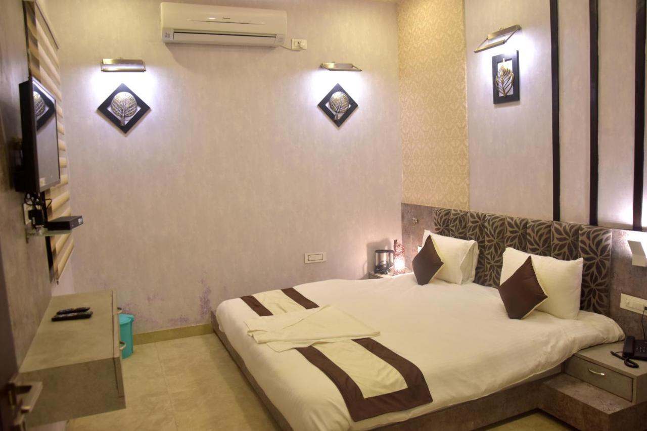 Hotel Mahendra Plaza Hardoi Exterior photo