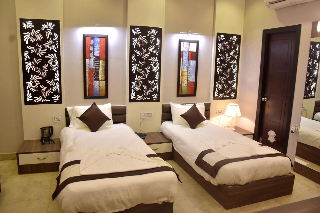 Hotel Mahendra Plaza Hardoi Exterior photo